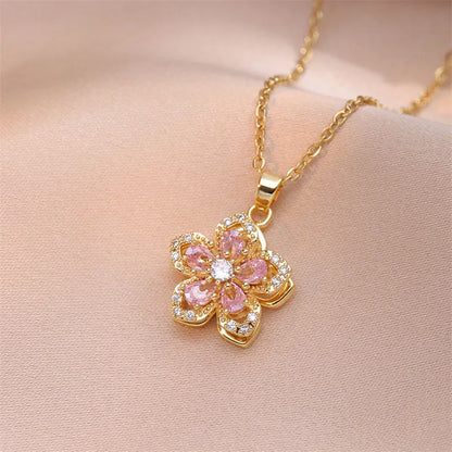 Spinning Flower Zircon Necklace