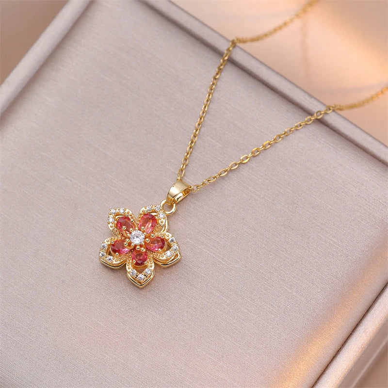 Spinning Flower Zircon Necklace