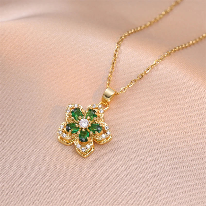 Spinning Flower Zircon Necklace